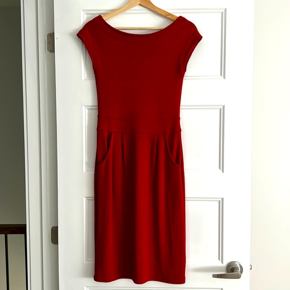 Zara midi dress in red - Picture 1 of 4